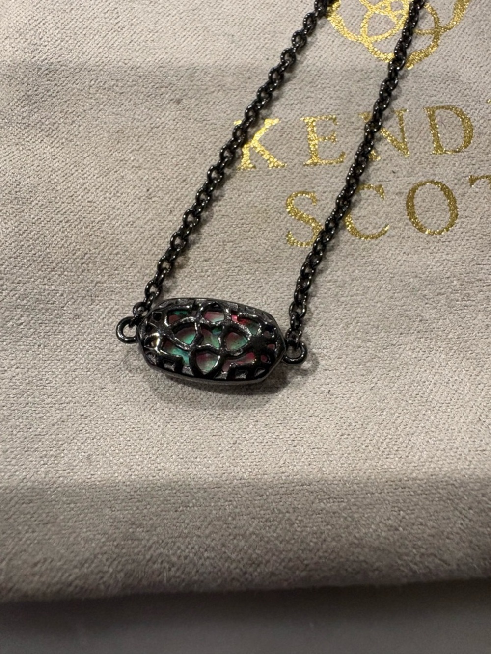 Kendra Scott Gunmetal Dichroic Elaina Bracelet Adjustable EUC - Picture 3 of 4